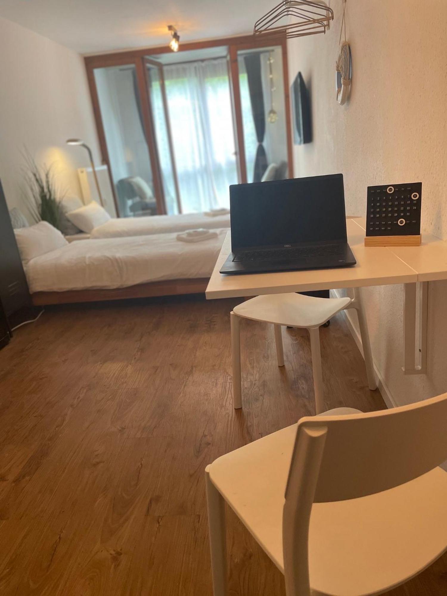 Apartment Mit Kuechenzeile, Stadtnah & Kostenlos Parken Passau Eksteriør billede
